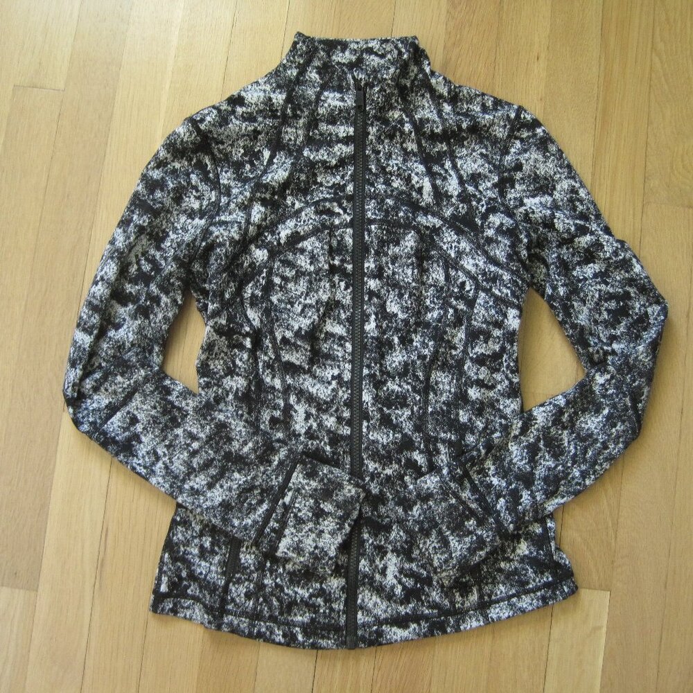 Lululemon Define Jacket *Luxtreme Size 4 Misted Jacquard Black White Full Zip